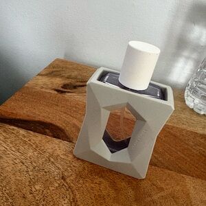 Ariana Grande God is a Woman perfume